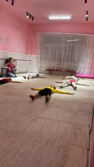 快乐起床歌舞蹈视频五级,活力四溢的晨间律动之旅